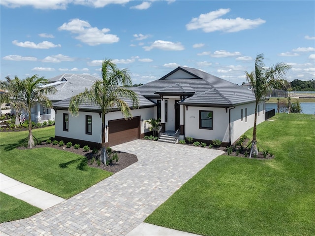 view of front of property with a front lawn