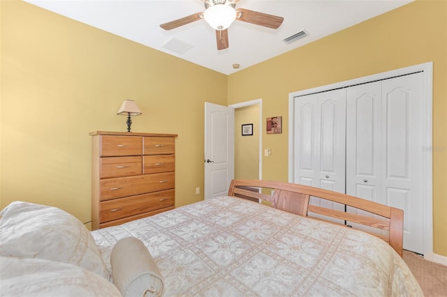 bedroom featuring carpet floors, a closet, and ceiling fan