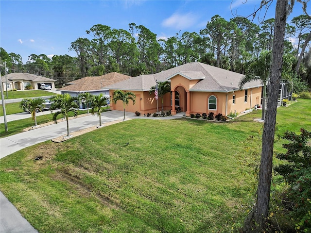 view of front of home with a front lawn