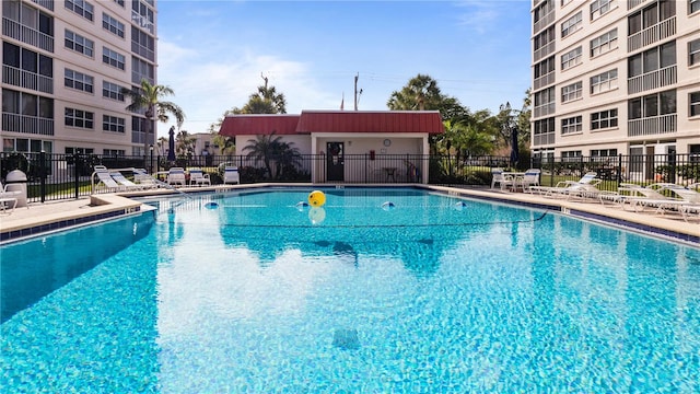 view of swimming pool