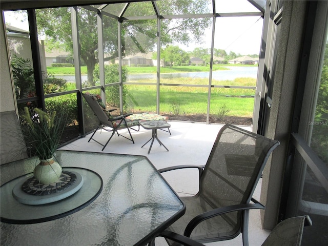 view of sunroom / solarium