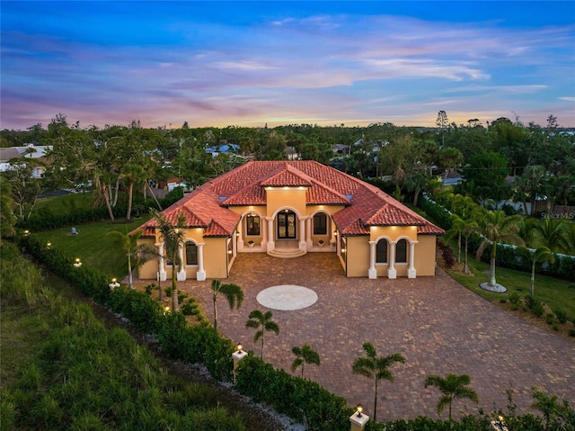 view of mediterranean / spanish-style house