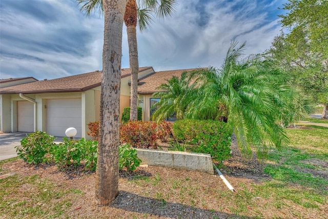 Listing photo 3 for 1211 Capri Isles Blvd Unit 53, Venice FL 34292