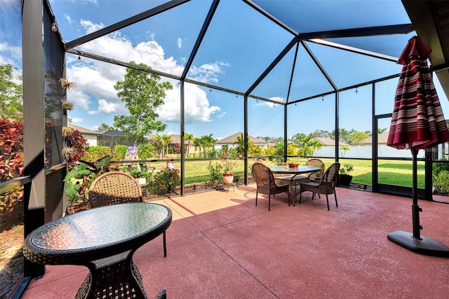 view of sunroom / solarium