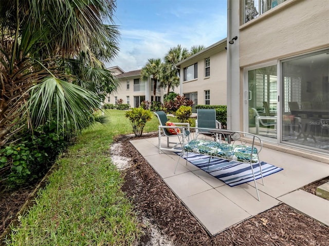 view of yard with a patio