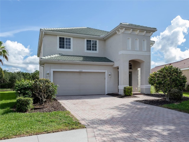 view of front of house with a garage