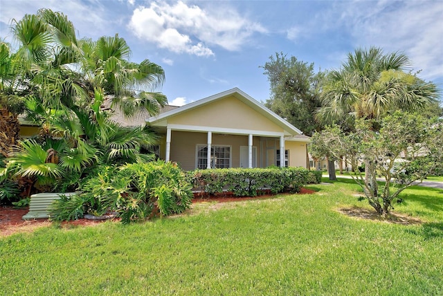 view of front of house with a front yard