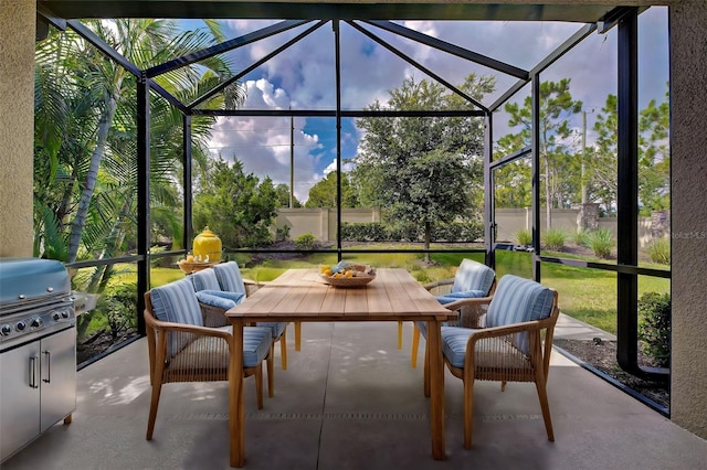 view of sunroom / solarium