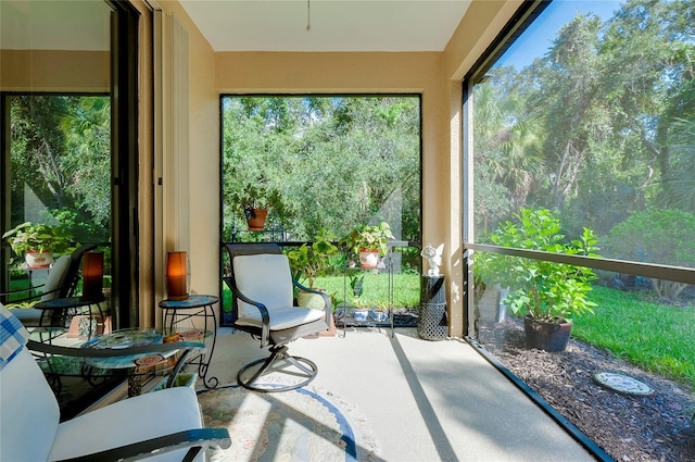 view of sunroom / solarium