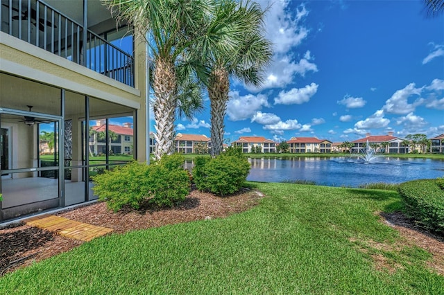 view of yard featuring a water view