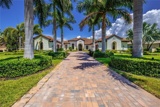 view of mediterranean / spanish-style home