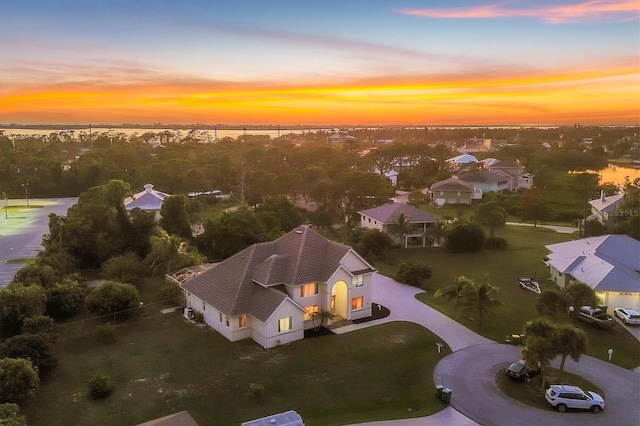 view of aerial view at dusk