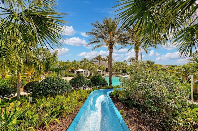 view of swimming pool