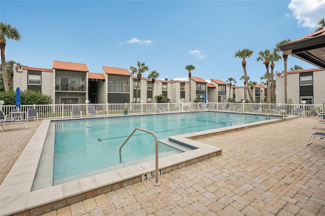 view of swimming pool