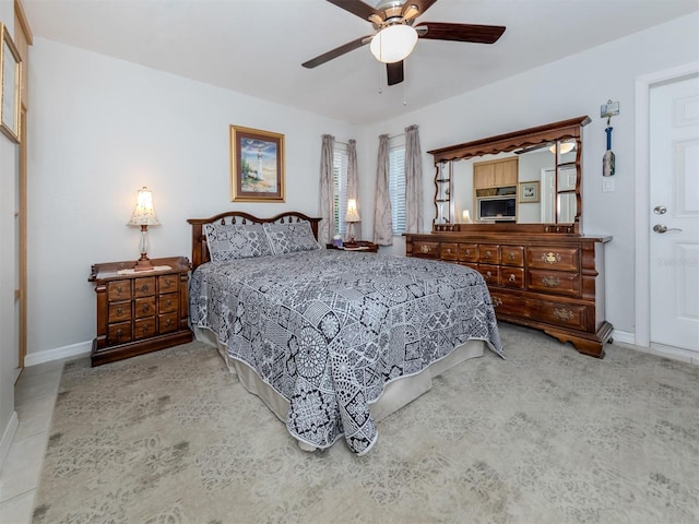 bedroom with ceiling fan