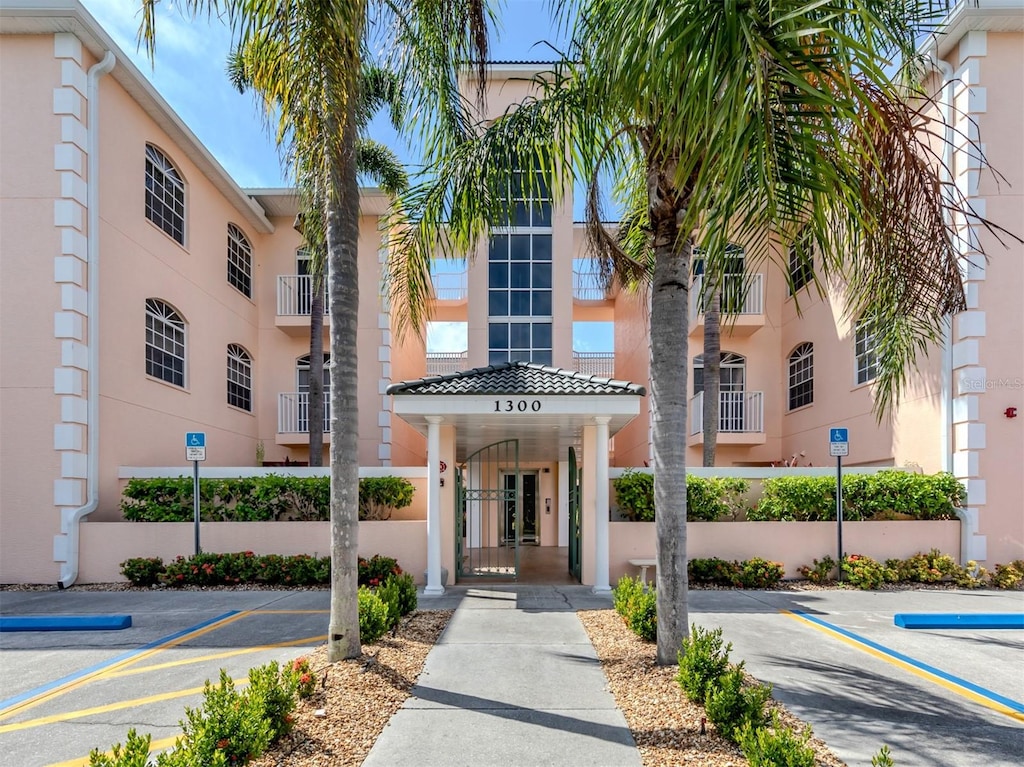 view of building exterior