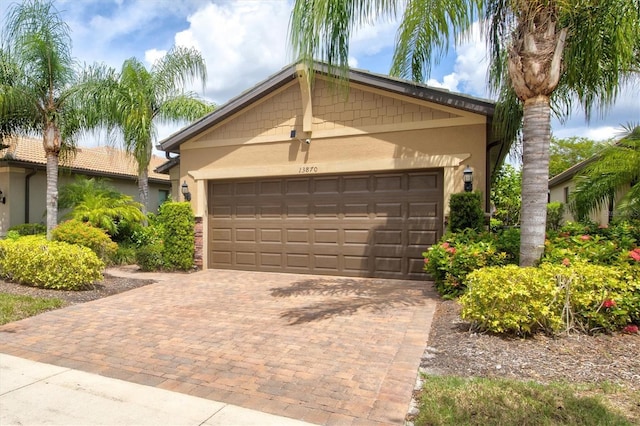 view of front facade with a garage