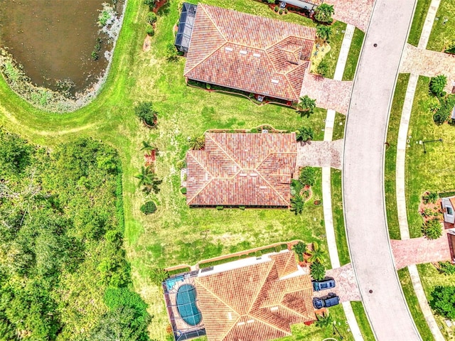 bird's eye view featuring a water view