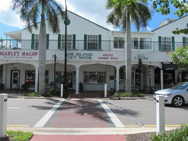 view of building exterior