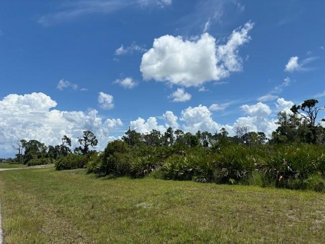 Listing photo 3 for 26 Brig Cir N, Placida FL 33946