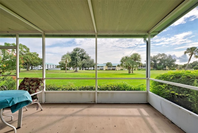 view of unfurnished sunroom