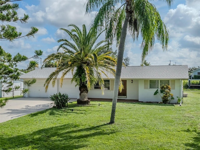 view of front of property with a front lawn