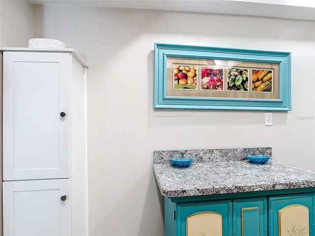 618 Bird Bay Dr S Unit 202, Venice, FL 34285 - view of bathroom