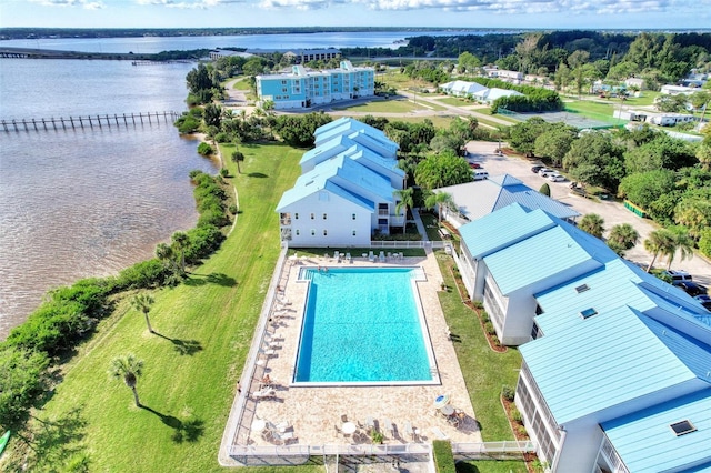 birds eye view of property featuring a water view