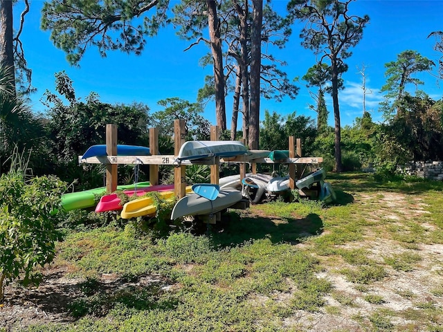 201 Woodland Dr Unit 201, Osprey, FL 34229 - view of yard
