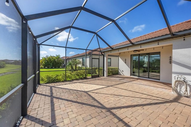 unfurnished sunroom with vaulted ceiling