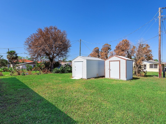 view of yard with a shed