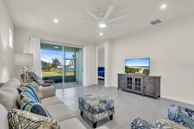 living room featuring ceiling fan