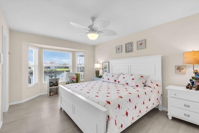 bedroom with ceiling fan