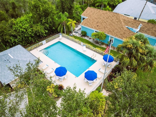 view of swimming pool featuring a patio