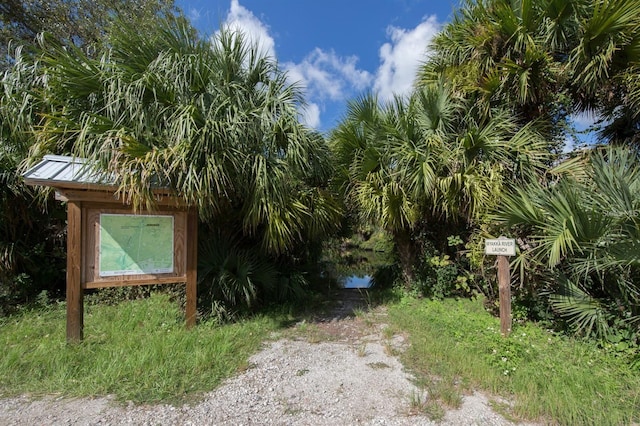 5650 Mashie Cir, North Port, FL 34287 - view of yard
