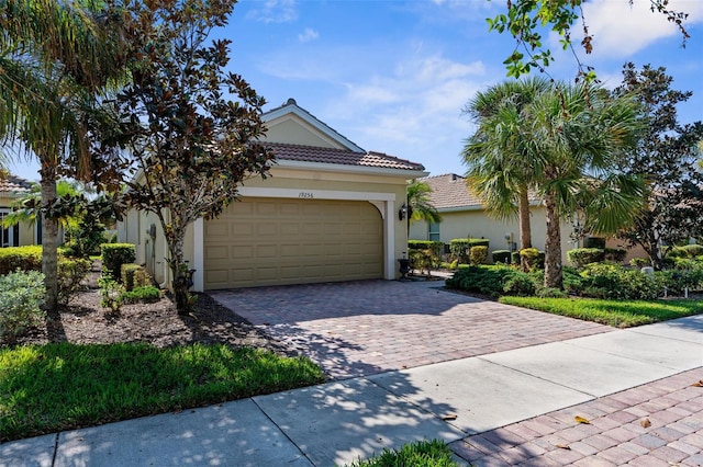 view of front of house featuring a garage