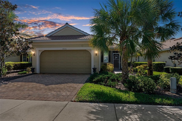 view of front of house featuring a garage