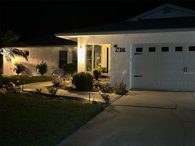 view of front of house with a garage