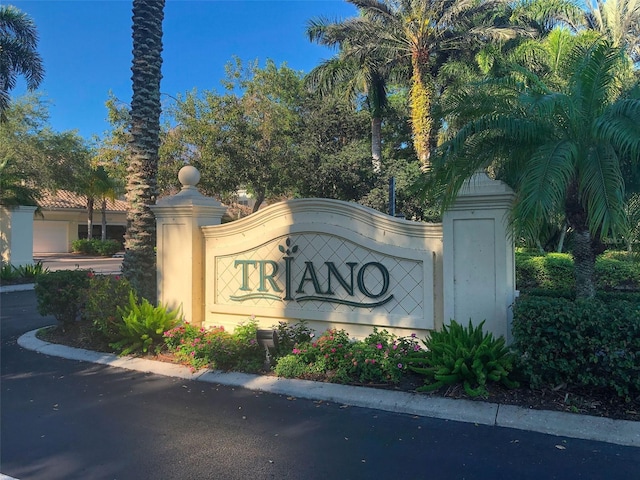 1704 Triano Cir Unit 1704, Venice, FL 34292 - view of community sign