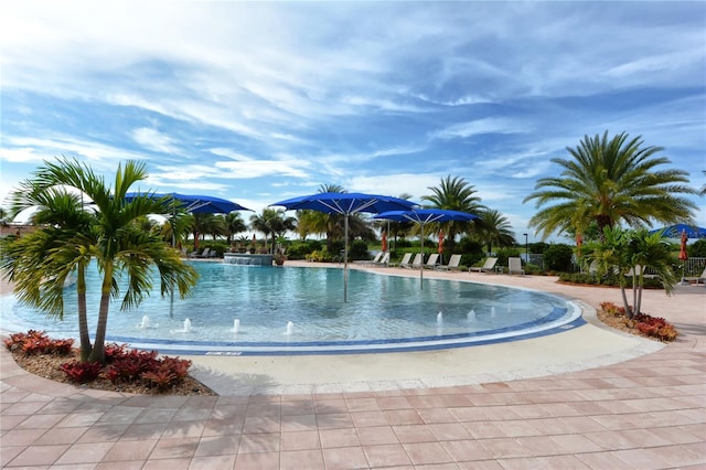 view of pool featuring pool water feature