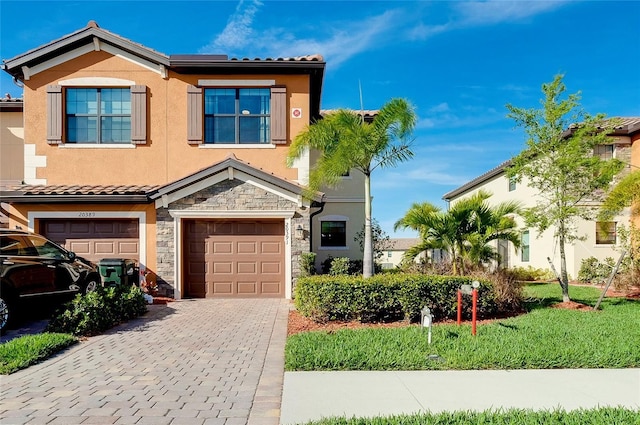 view of front of house with a garage