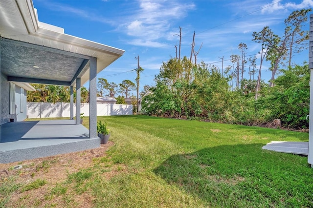 view of yard with a patio area