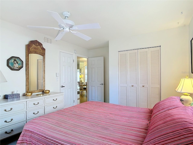 200 Park Blvd N Unit 103, Venice, FL 34285 - bedroom featuring a closet and a ceiling fan