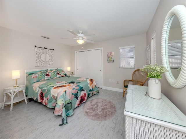 bedroom featuring a closet and ceiling fan