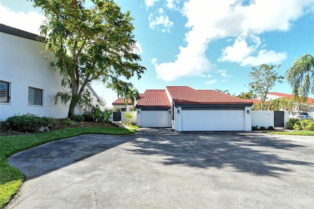 view of front of house featuring a garage