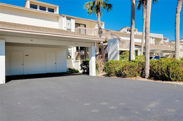 view of townhome / multi-family property