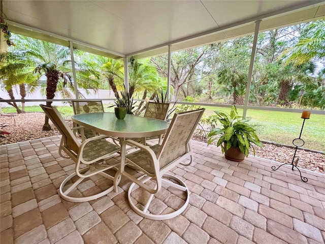 view of sunroom / solarium