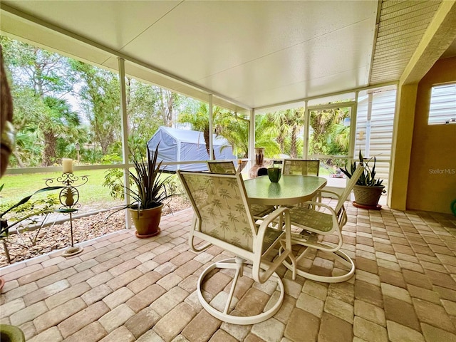 view of sunroom / solarium