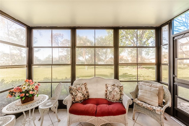 view of sunroom / solarium