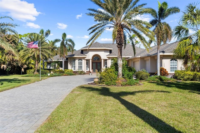 view of front of house with a front lawn